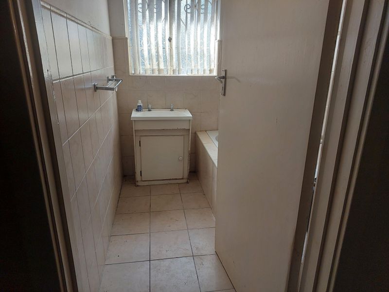 3 Bedroom House for Sale - Photo 7