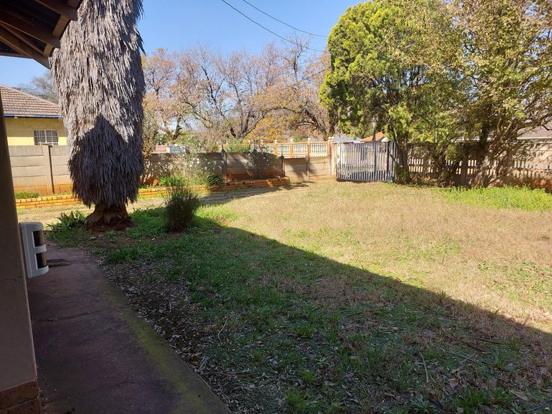 3 Bedroom House for Sale - Photo 2