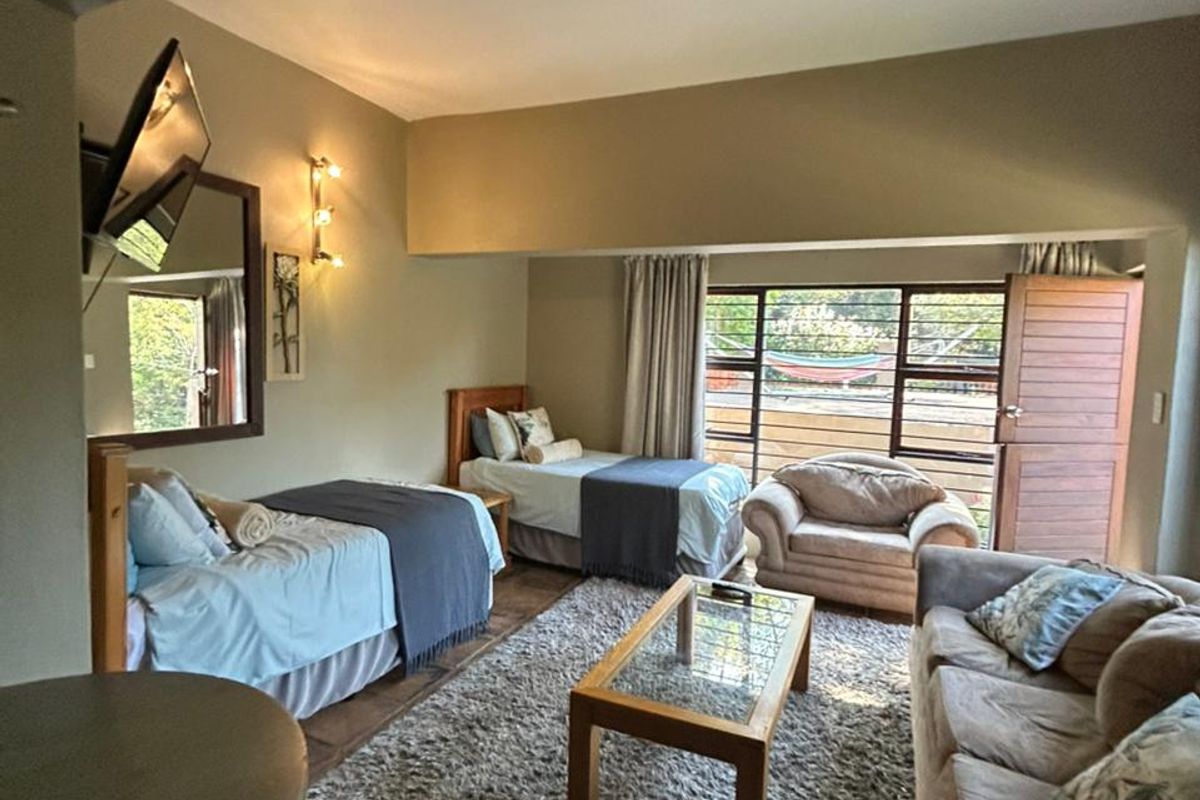 1 Bedroom Ground-Access Flat | Garage + Secure Parking | Schoemansville | R8,800 (utilities incl.) - Photo 3