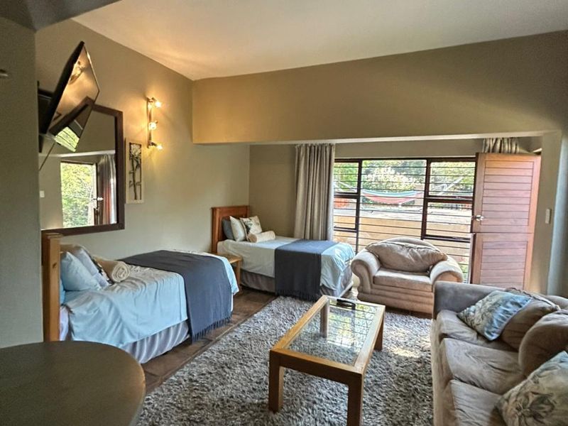 1 Bedroom Ground-Access Flat | Garage + Secure Parking | Schoemansville | R8,800 (utilities incl.) - Photo 3