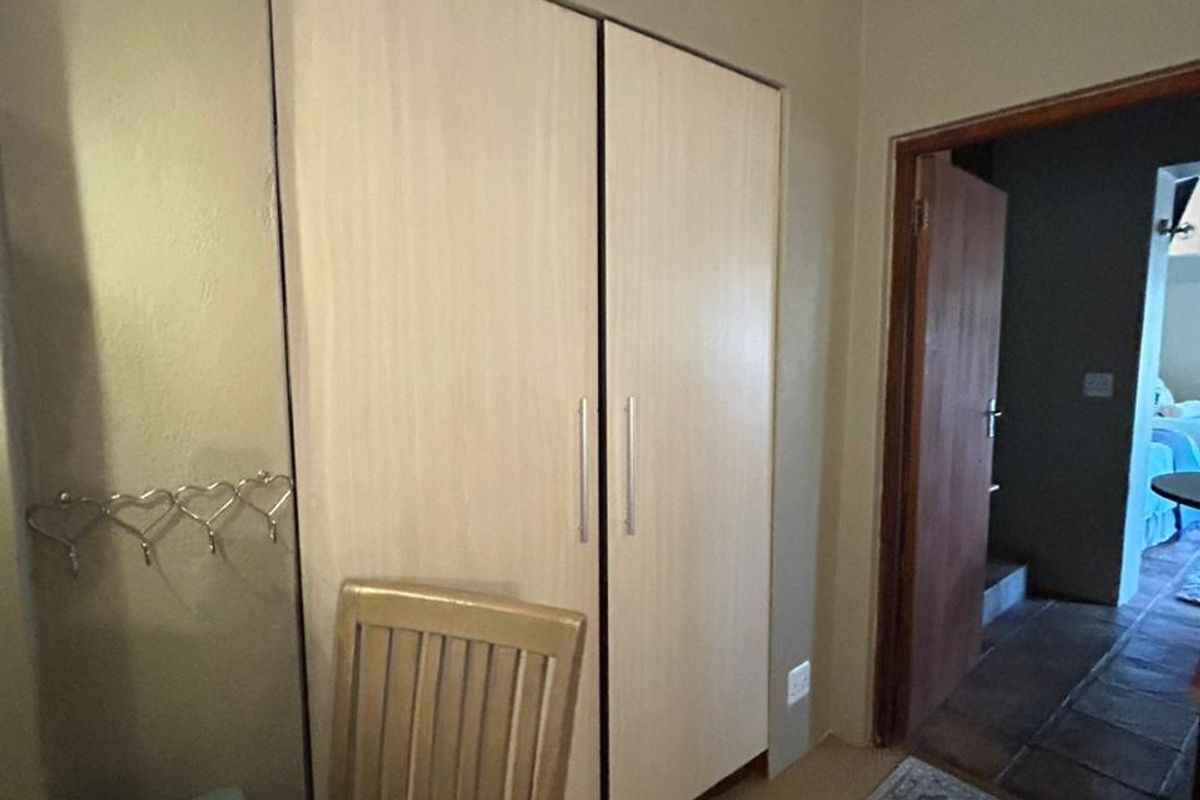 1 Bedroom Ground-Access Flat | Garage + Secure Parking | Schoemansville | R8,800 (utilities incl.) - Photo 4