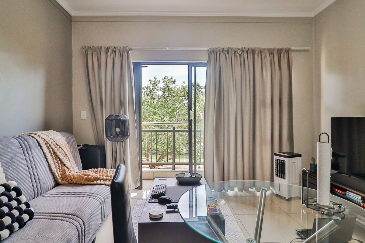 Cozy 1 bedroom apartment for sale in Umhlanga Ridge - Photo 4