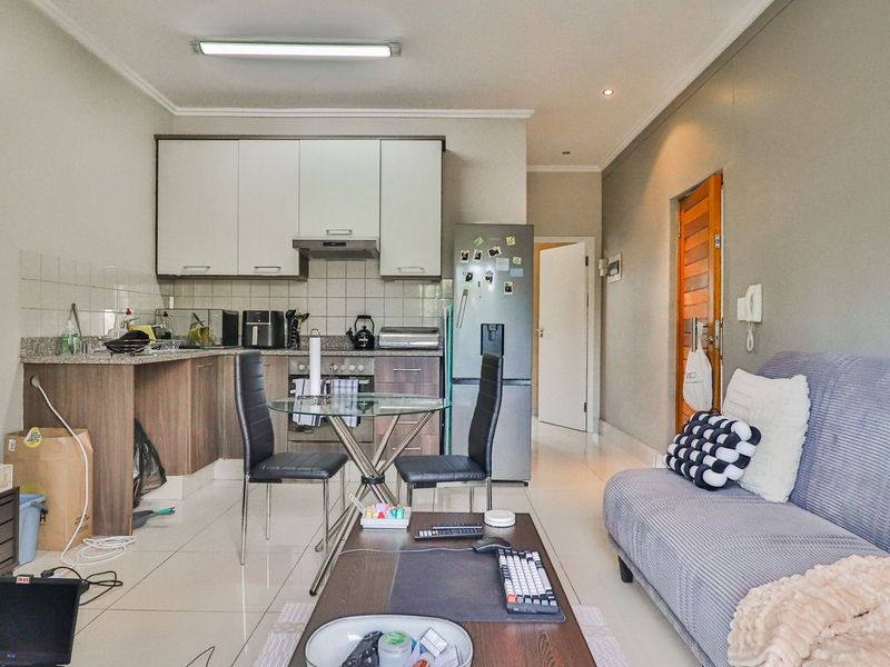Cozy 1 bedroom apartment for sale in Umhlanga Ridge - Photo 5