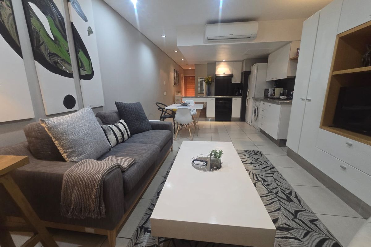 Luxury Living in the Heart of De Waterkant | Fully Furnished Apartment To Let | R25,000 per month - Photo 4