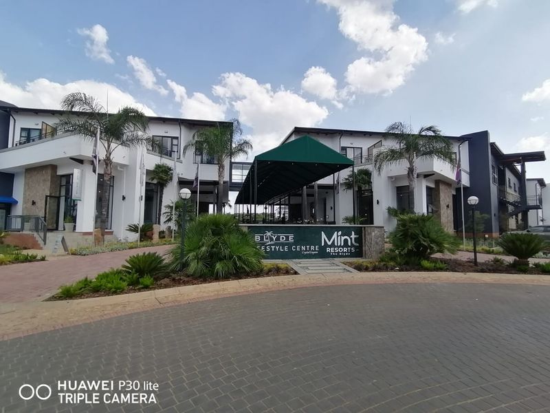 Apartment Rental Monthly In Pretoria - Photo 6