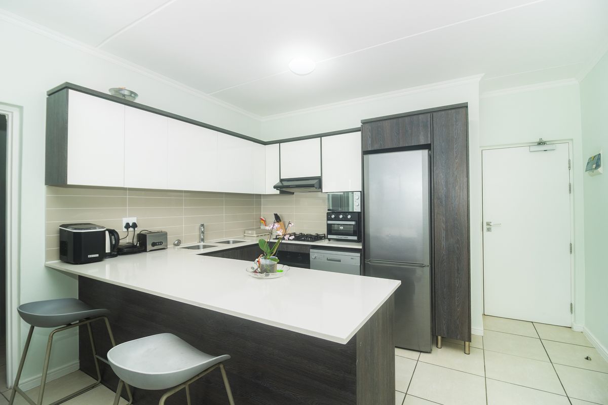 Luxury North-Facing Apartment for Sale- ( AirBnB Friendly )  | Sandown Lifestyle Estate - Photo 3