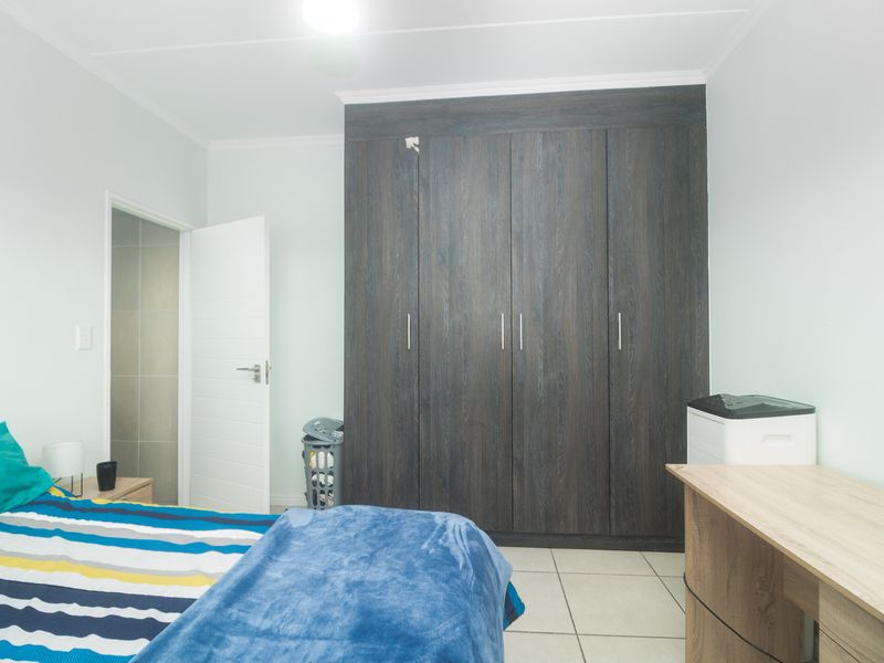 Luxury North-Facing Apartment for Sale- ( AirBnB Friendly )  | Sandown Lifestyle Estate - Photo 8