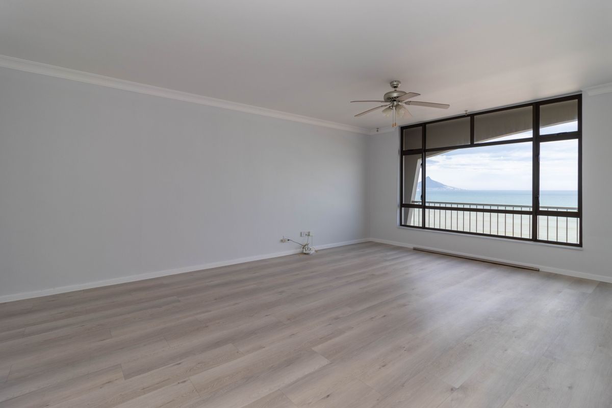 Stunning high-rise apartment for rental - Photo 2