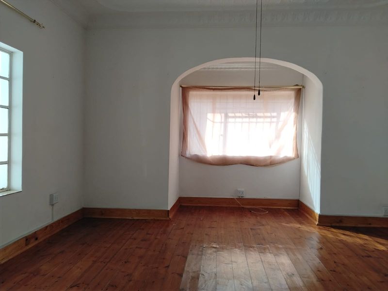 3 Bedroom House For Sale in Springs Central - Photo 6