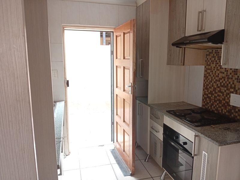 House Rental Monthly In Pretoria - Photo 6
