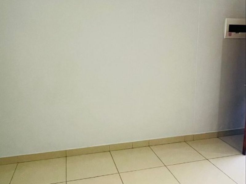 1 Bed, 1 Bath Apartment To Let - Photo 4