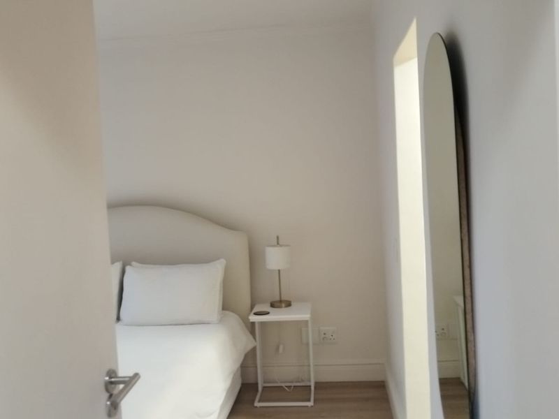 immaculate cosy fully furnished apartment - Photo 6