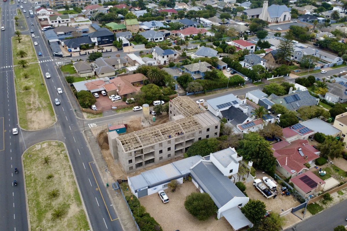 Investment property in Milnerton, Cape Town - Photo 2