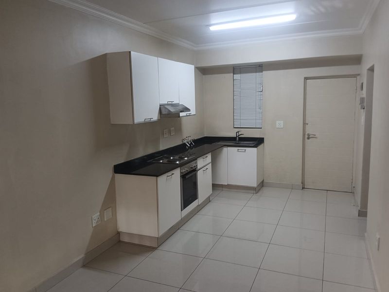 1-Bedroom Apartment for Rent In Umhlanga Ridge - Photo 2