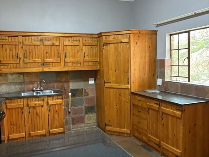2 Bedroom Apartment to Let in West Acres - Photo 5