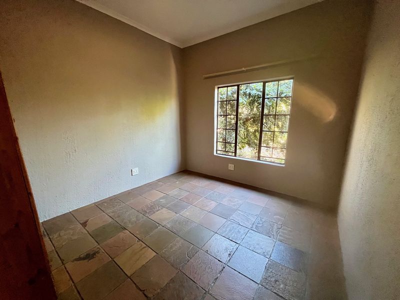 2 Bedroom Apartment to Let in West Acres - Photo 7