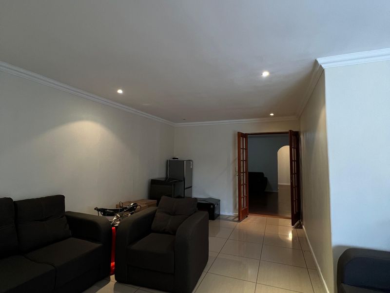 Very Spacious  3 Bedroom House To Let in  Summer Greens Available Immediately - Photo 9