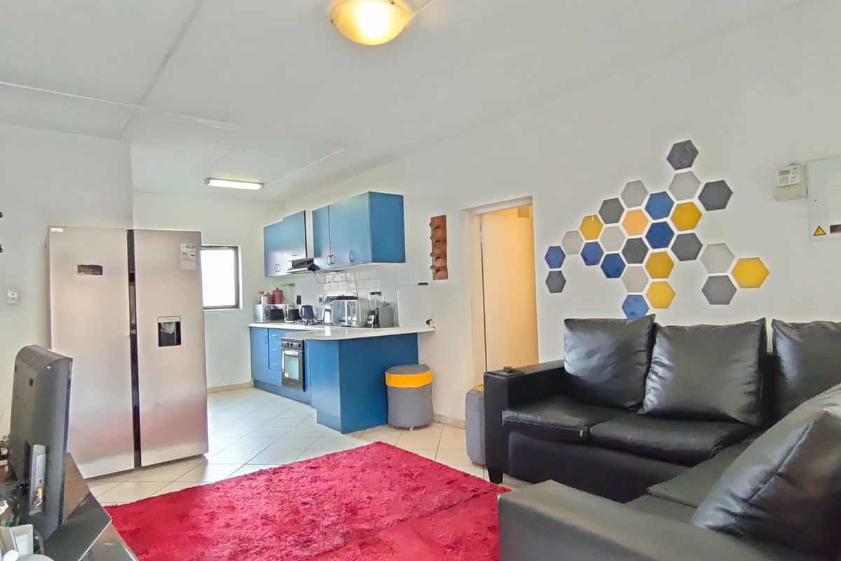 Safe and Secure 1st-Floor Apartment Perfect for Family Living! - Photo 5