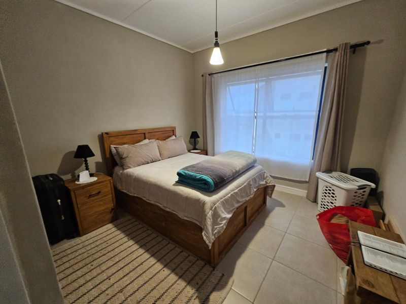1 bedroom apartment for rent in Fynbos - Photo 2