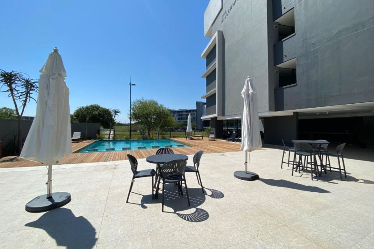 Furnished Studio Apartment to rent in Umhlanga Ridge - Photo 3