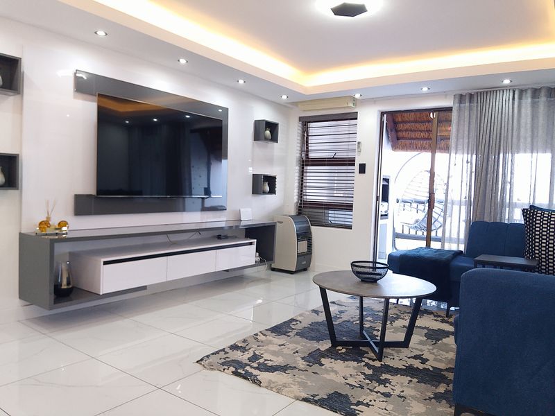 Newly Renovated with Spectacular Views - Photo 6