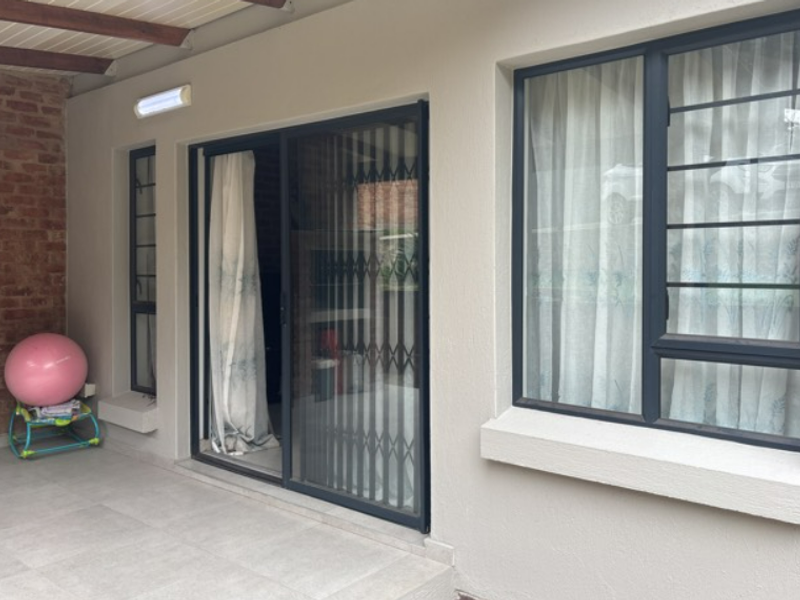 1 BEDROOM APARTMENT TO LET - Photo 8