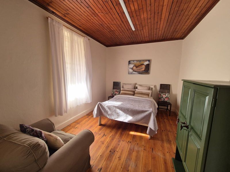 Timeless Character Meets Modern Comfort in the Heart of Albertinia - Photo 5