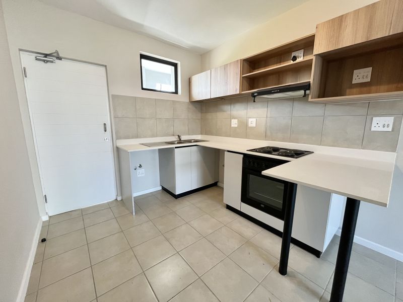Stunning 2-Bedroom, 1-Bath Unit Now Available! - Photo 1