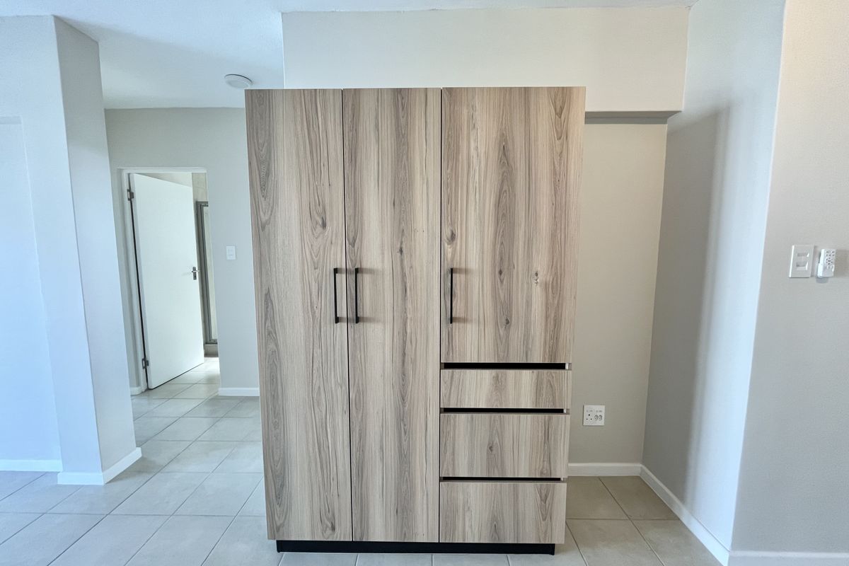 Stunning 2-Bedroom, 1-Bath Unit Now Available! - Photo 3