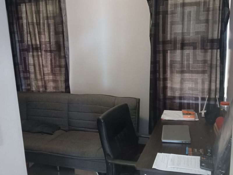 Modern 2 Bedroom Apartment in Umhlanga Ridge - Photo 4