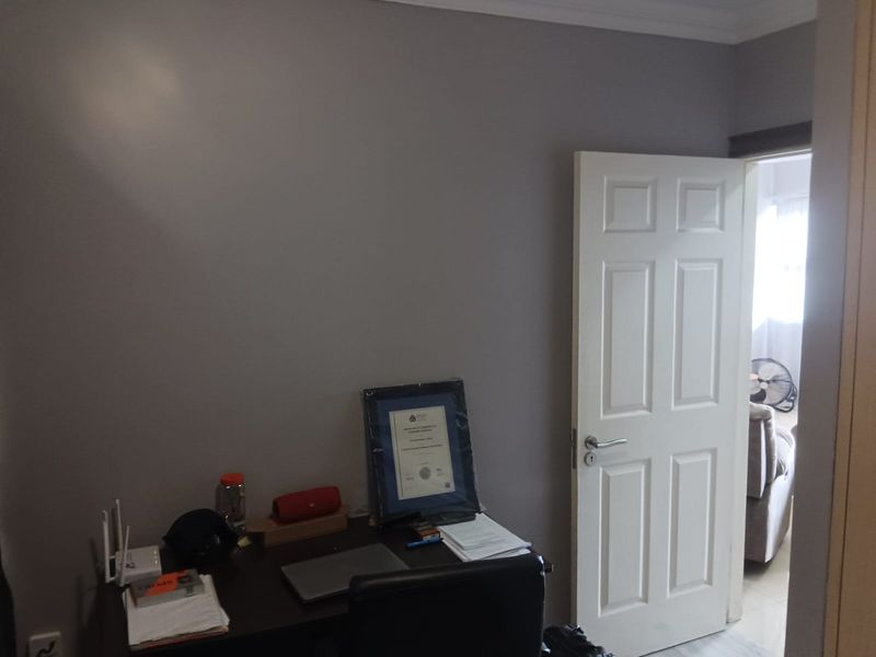 Modern 2 Bedroom Apartment in Umhlanga Ridge - Photo 7