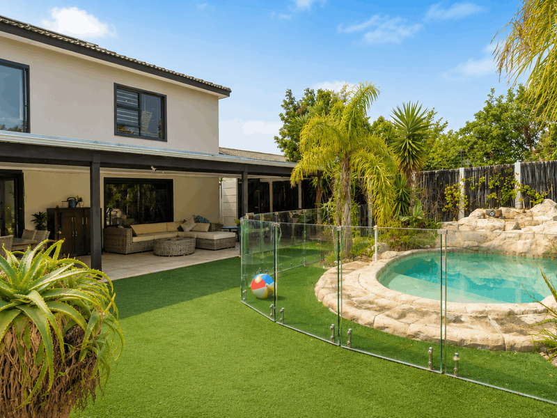 4 Bedroom House to Rent in Flamingo Vlei - Photo 1
