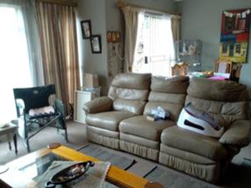 Elegant Duplex with Private Garden! - Photo 7