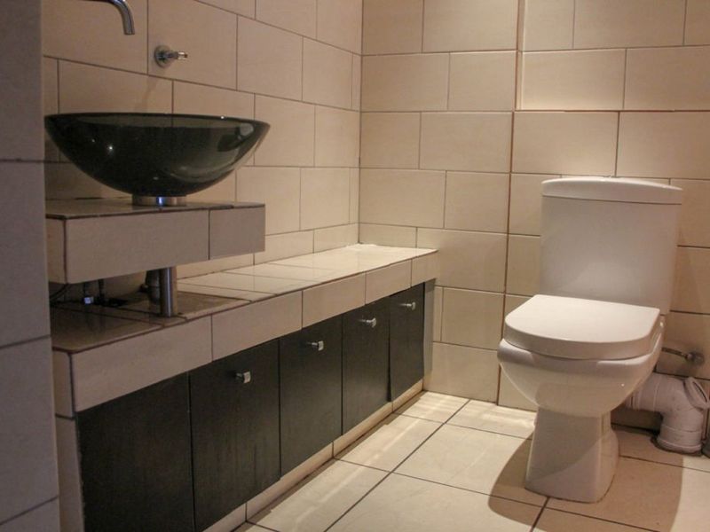 Modern Bachelor Unit – Braamfontein Investment Opportunity - Photo 10
