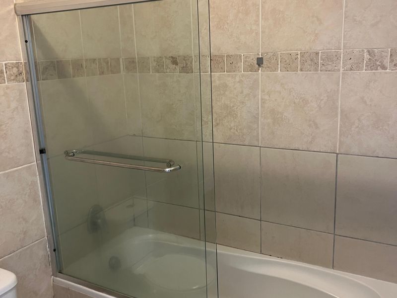 2 Bedroom apartment to let in Umhlanga Ridge. - Photo 6