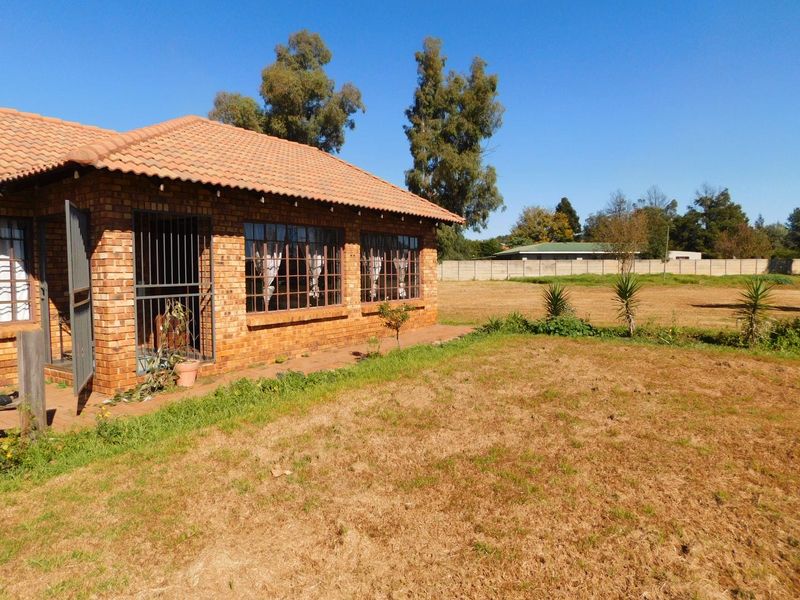Great Opportunity, serene community - Photo 1