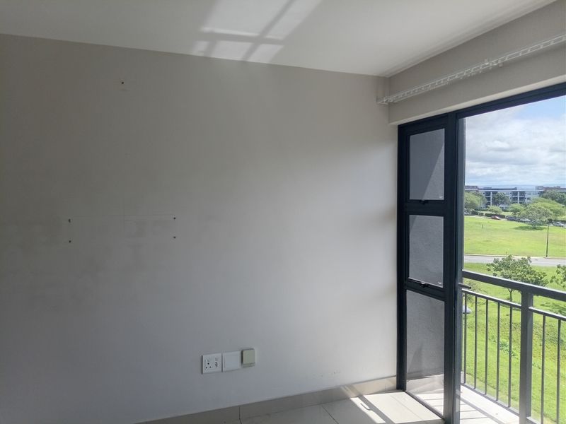 *Modern Luxury in Umhlanga Ridge!!* - Photo 6