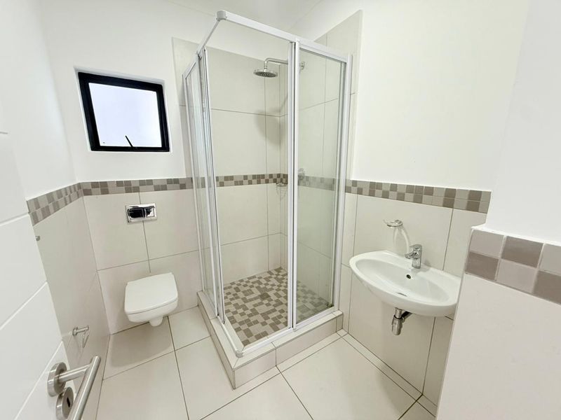 Modern 2 bedroom pet friendly apartment - Photo 10