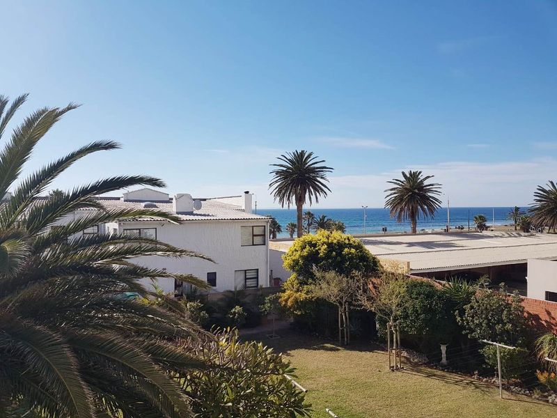 SUMMERSTRAND SEMI-FURNISHED STUDIO APARTMENT FOR RENT - Photo 2
