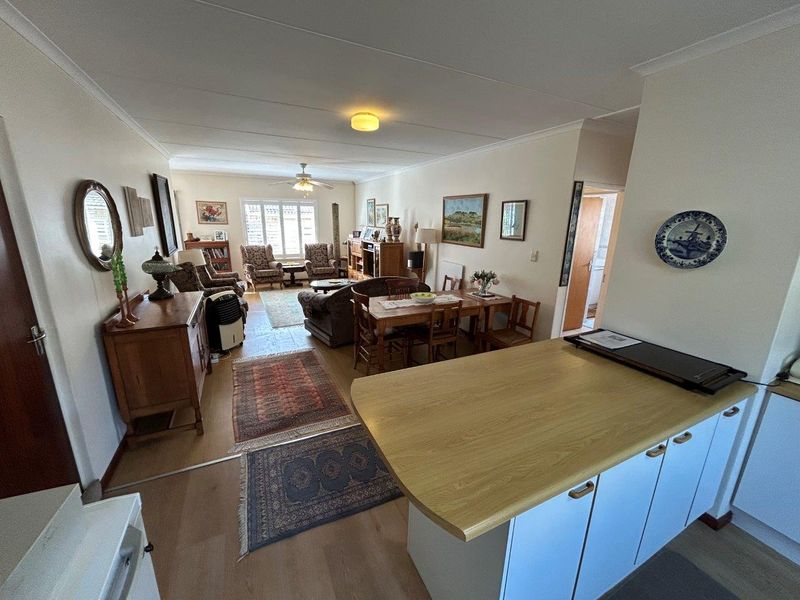 IMMACULATE 2 BEDROOM SECTIONAL TITLE UNIT IN SOUGHT AFTER UPMARKET EDENGLEN RETIREMENT VILLAGE - Photo 9