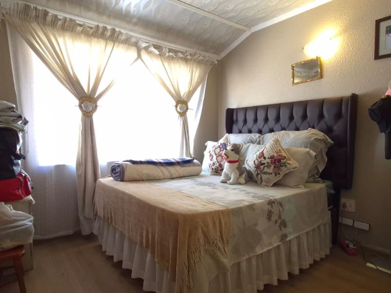 Neat home for the extended family - Photo 10