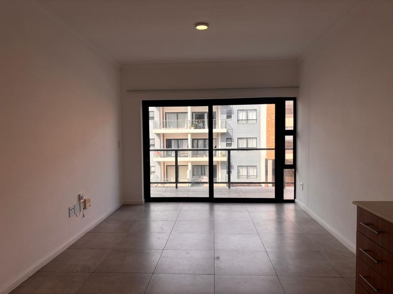 2 Bedroom Apartment Available for Rent - Photo 10
