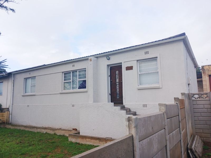 3 Bedroom Home with Excellent Growth Potential in Sidwell - Photo 1