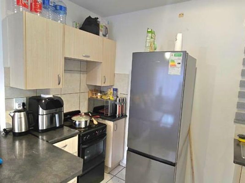1 bedroom apartment for sale - Photo 3