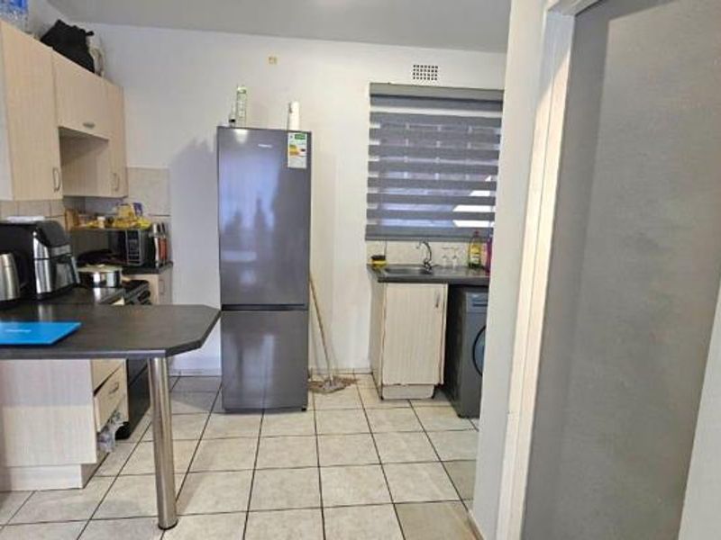 1 bedroom apartment for sale - Photo 4