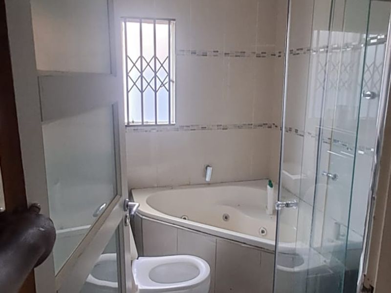3 bedroom house to rent - Photo 10
