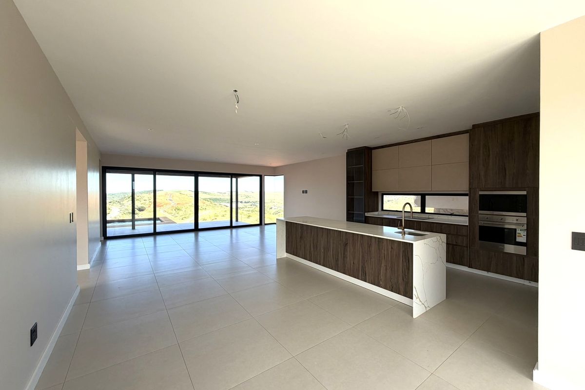 CONTEMPORARY FREESTANDING HOME – ZIMBALI LAKES ESTATE - Photo 4