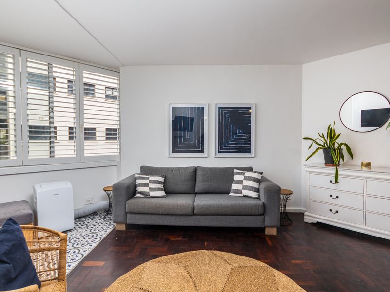 Charming Fully Furnished Studio Apartment For Rent on Beach Road - Photo 1