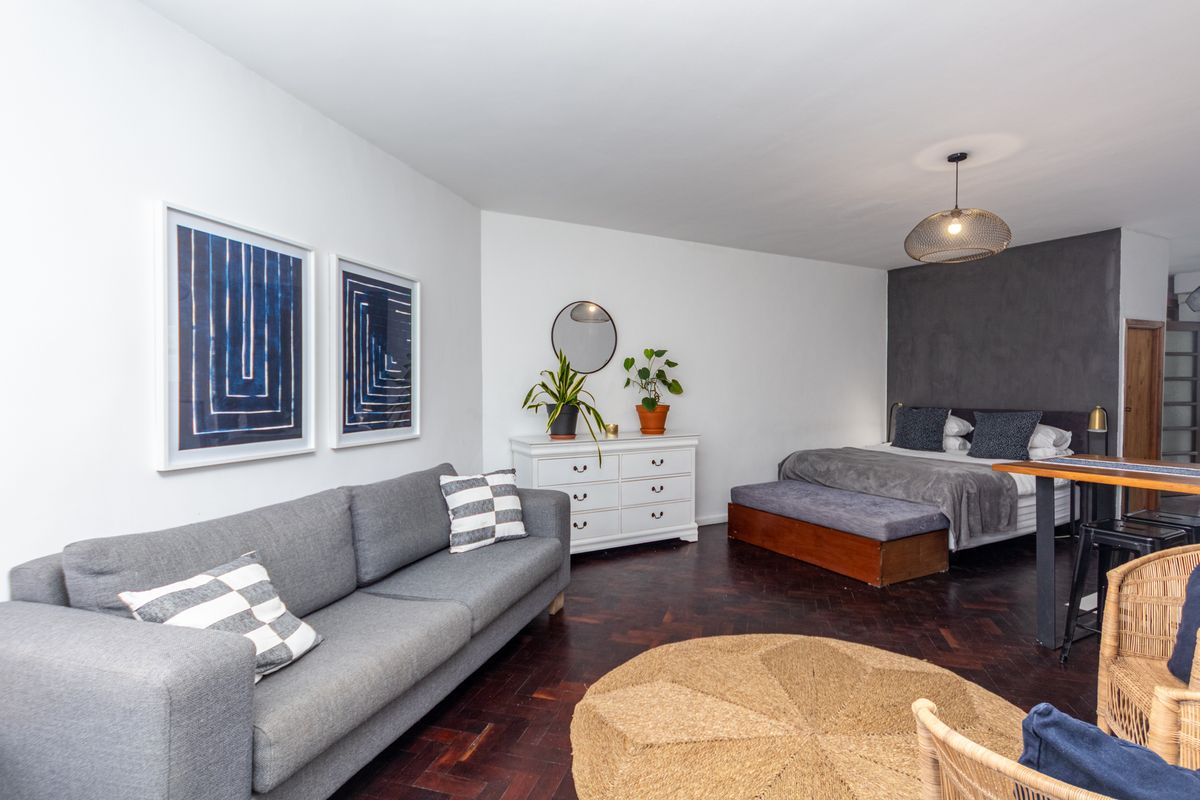 Charming Fully Furnished Studio Apartment For Rent on Beach Road - Photo 3