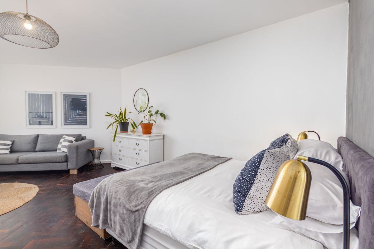 Charming Fully Furnished Studio Apartment For Rent on Beach Road - Photo 4